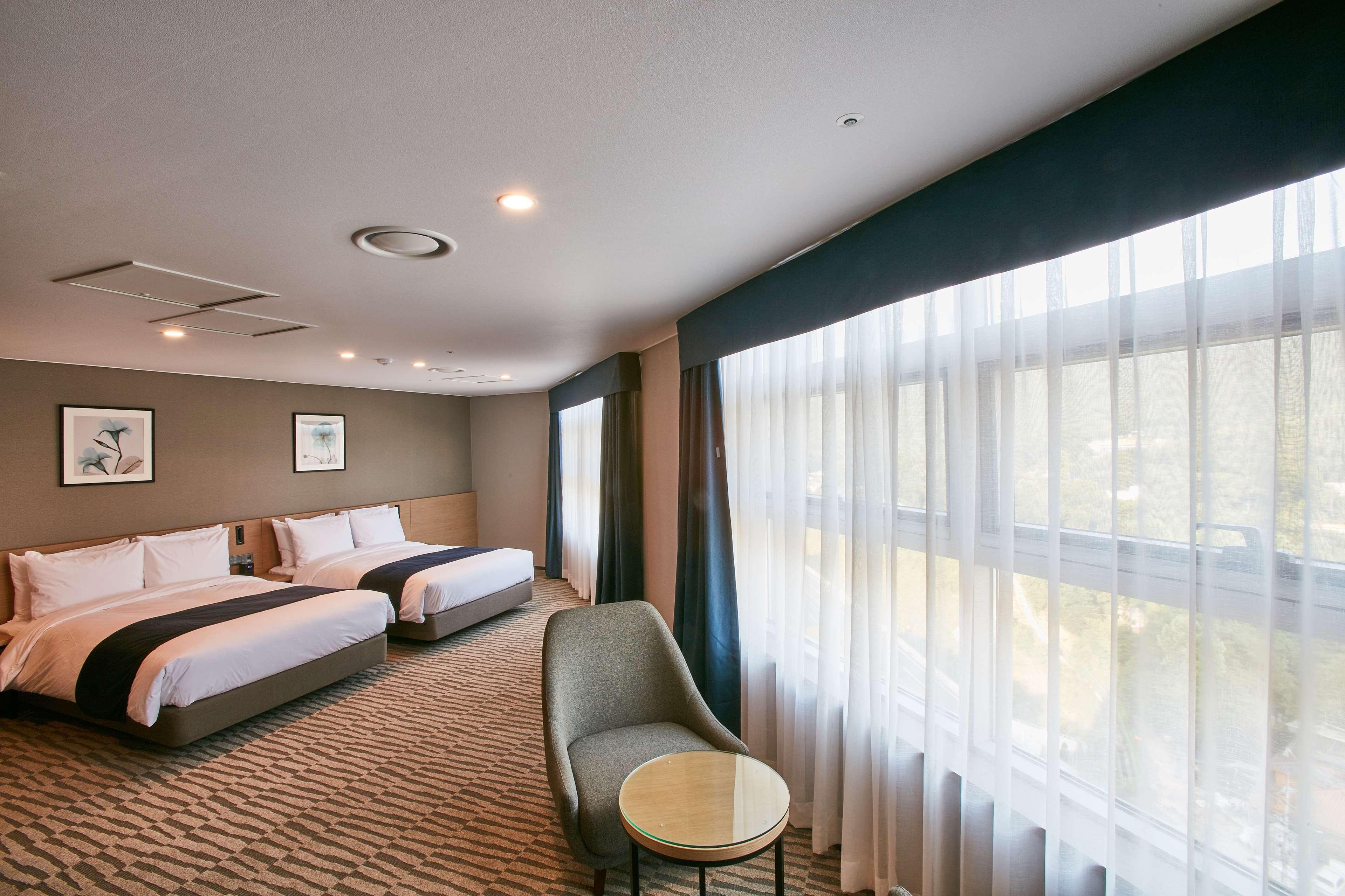 Best Western Plus Elmendorf Hotel San Antonio Hotel Εξωτερικό φωτογραφία