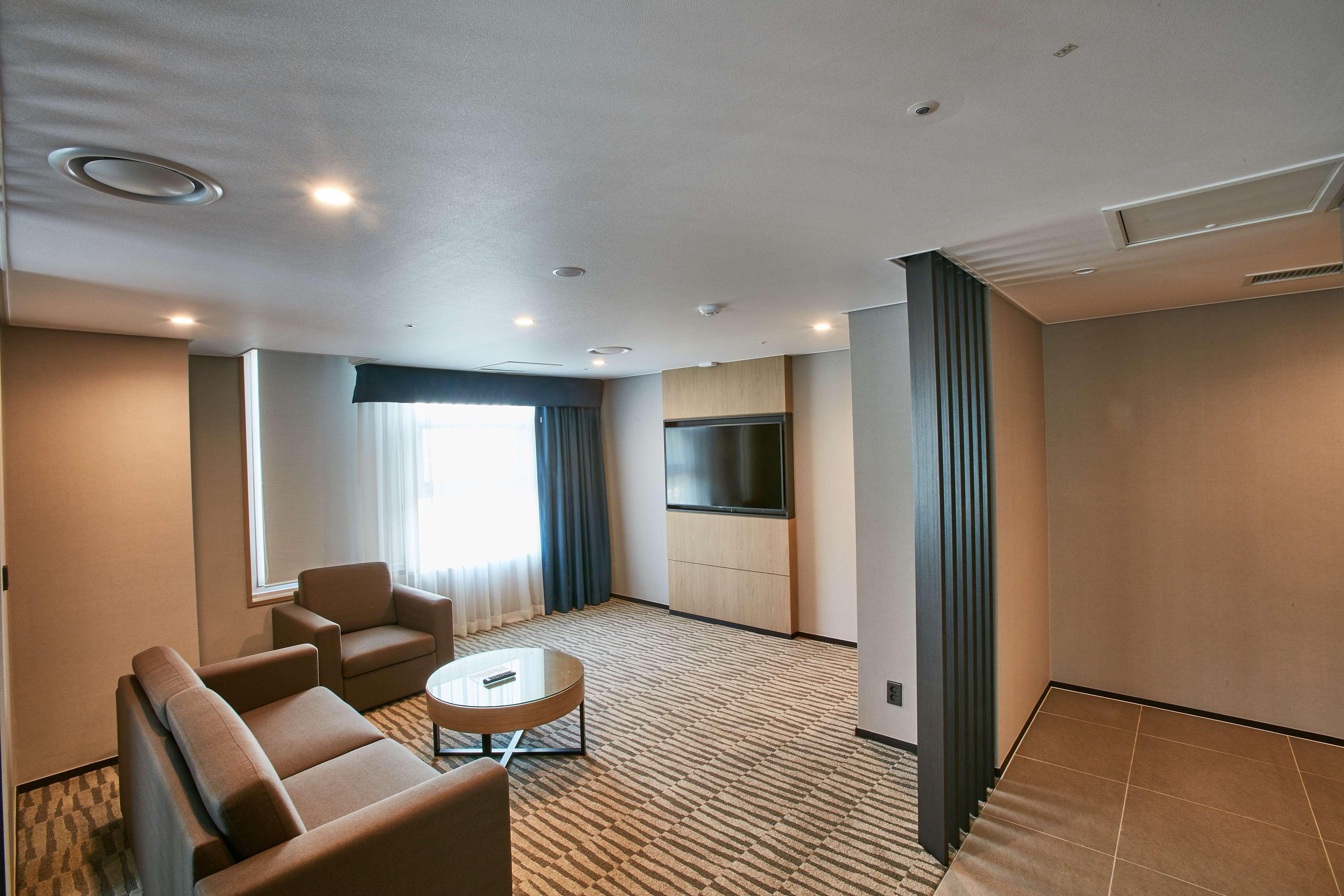 Best Western Plus Elmendorf Hotel San Antonio Hotel Εξωτερικό φωτογραφία