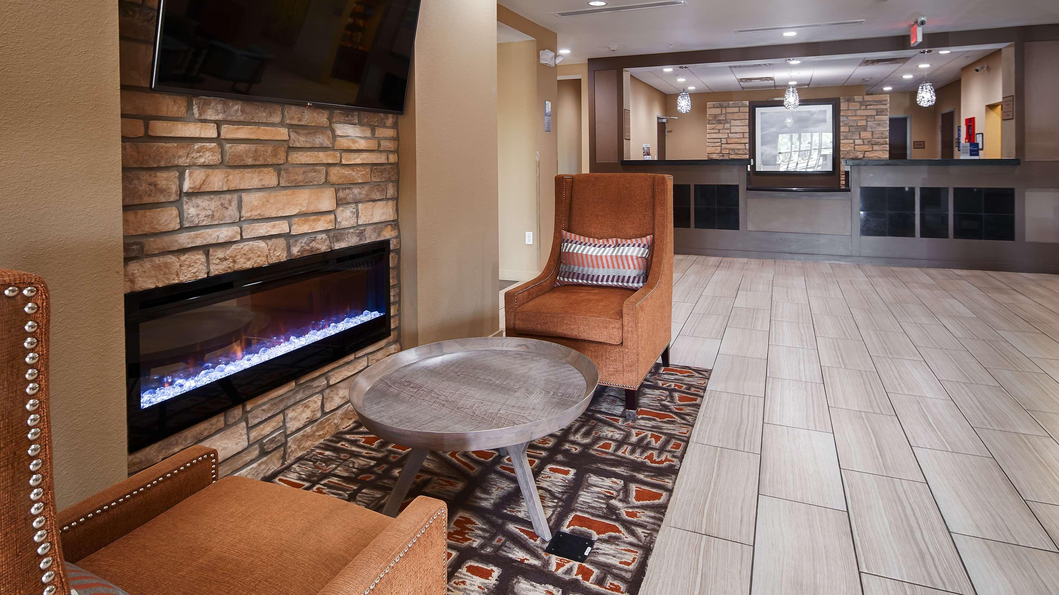 Best Western Plus Elmendorf Hotel San Antonio Hotel Εξωτερικό φωτογραφία