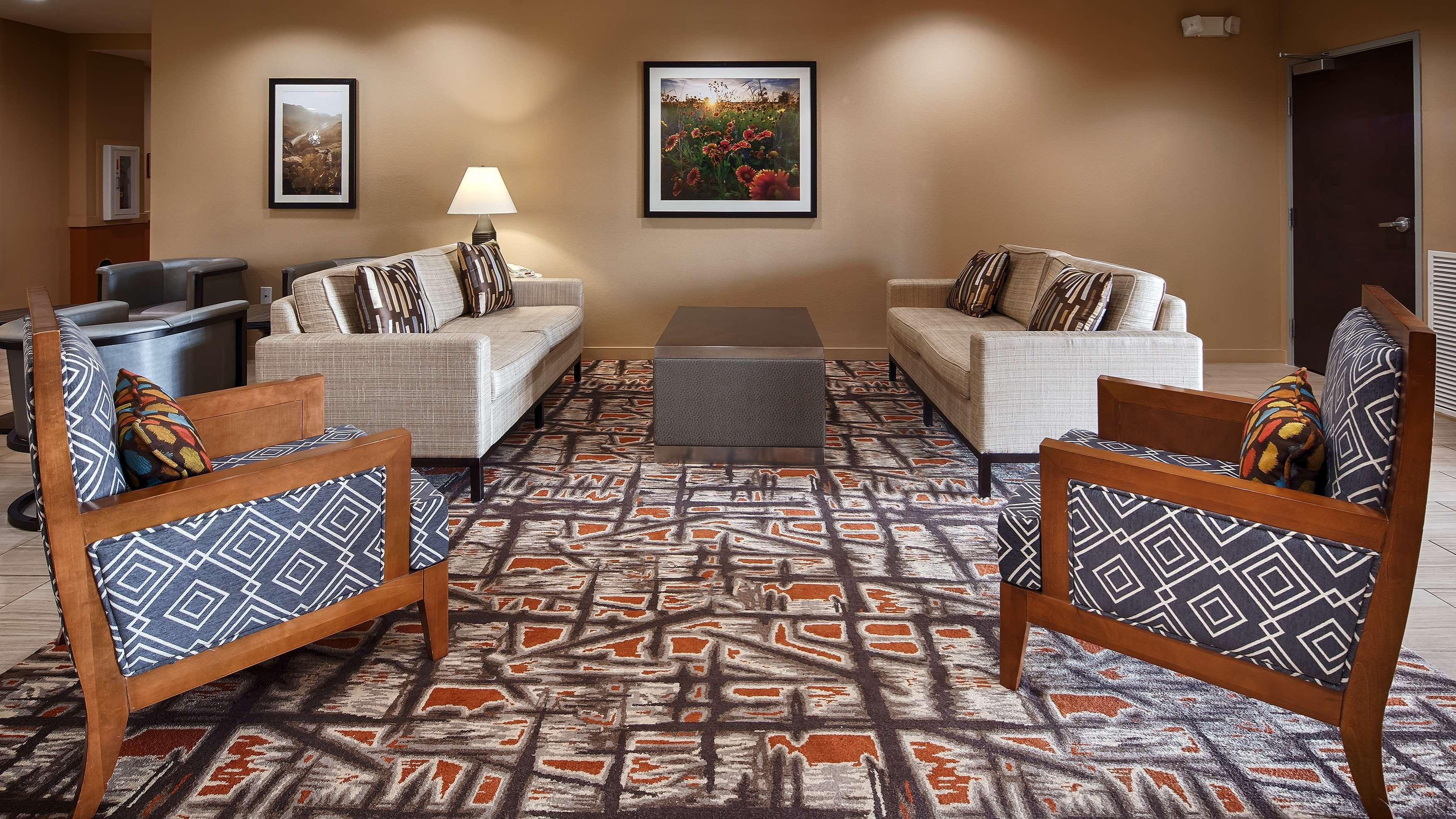 Best Western Plus Elmendorf Hotel San Antonio Hotel Εξωτερικό φωτογραφία