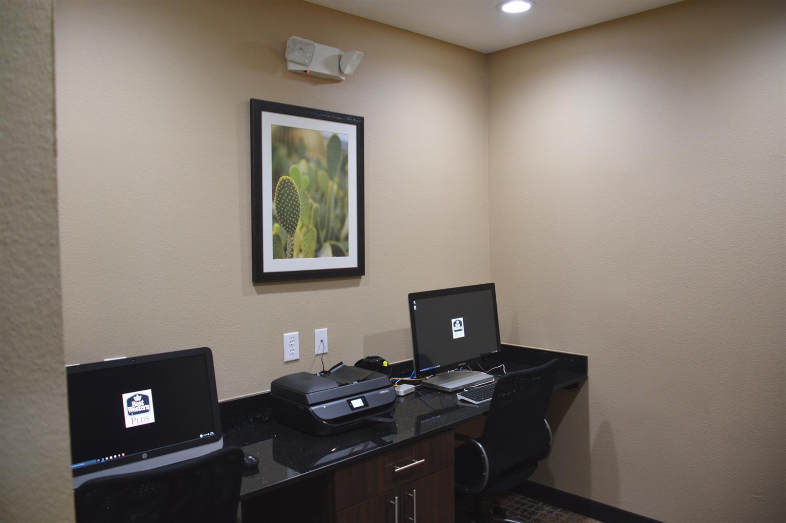 Best Western Plus Elmendorf Hotel San Antonio Hotel Εξωτερικό φωτογραφία